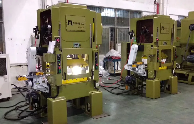 Mingxu punching machine with JoeSure high-speed gripper feeder out machine