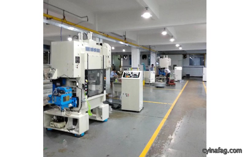 Japan ISIS punch machine with JoeSure clamp feeder